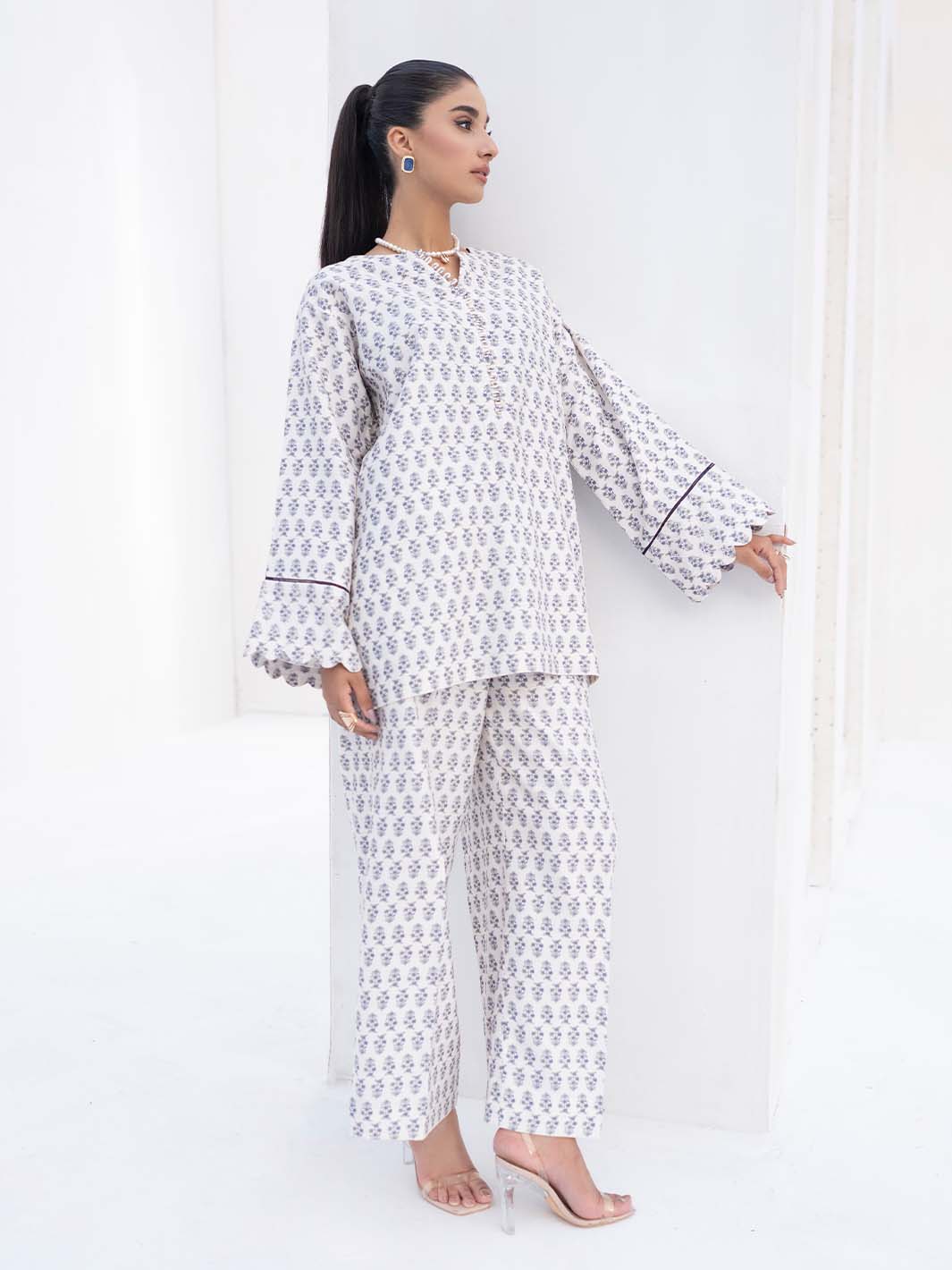CO-1364 | 2 PC Stitched