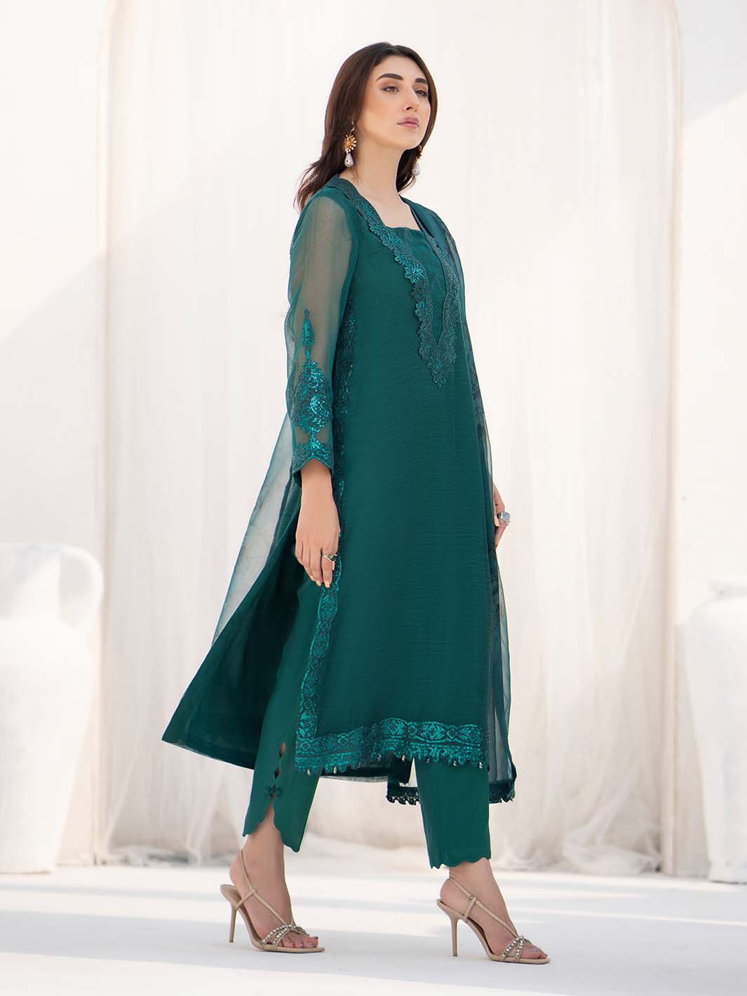 Erina | 3 PC Stitched