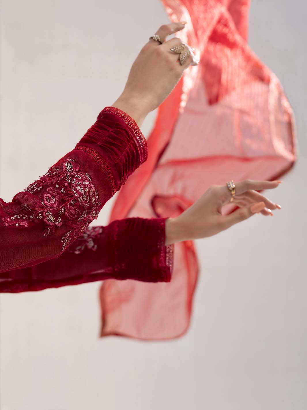 Gul | 3 PC Stitched
